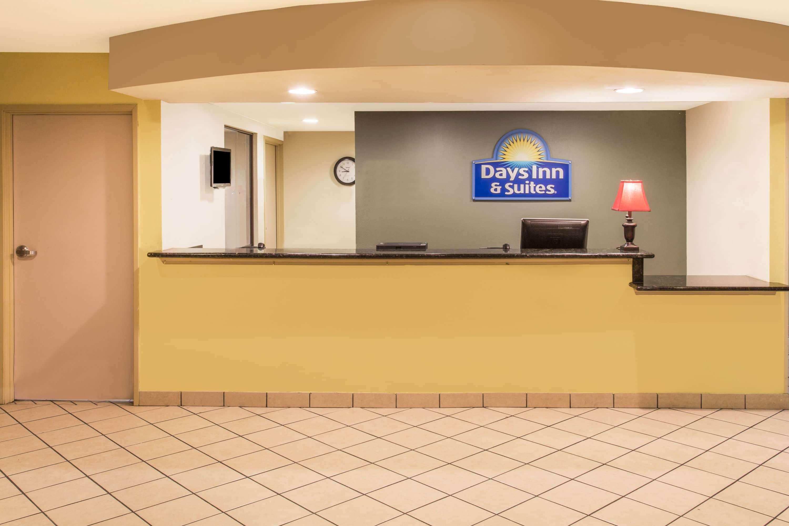 Days Inn & Suites By Wyndham Thibodaux Buitenkant foto
