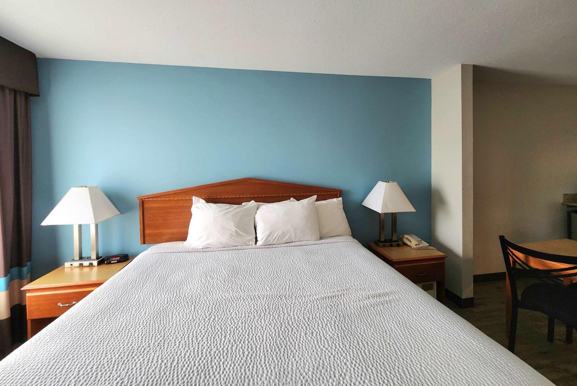 Days Inn & Suites By Wyndham Thibodaux Buitenkant foto